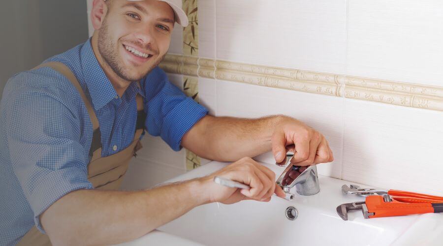 Professional clogged drains services in Reading, MA